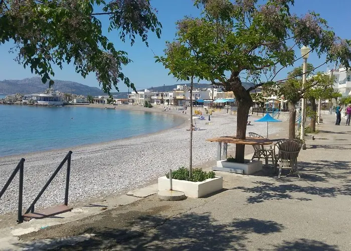 Maroulitsas Sea Esta 1 * شاراكي