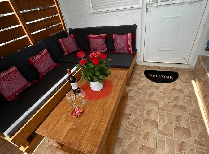 Maroulitsas Sea Esta 1 *